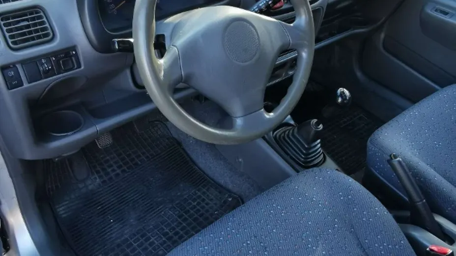 SUZUKI Ignis -