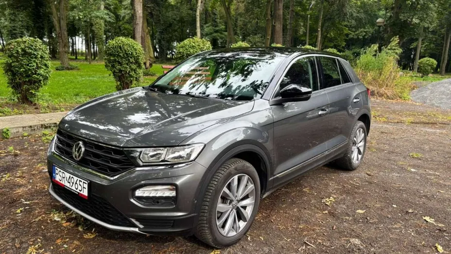 VOLKSWAGEN T-ROC -