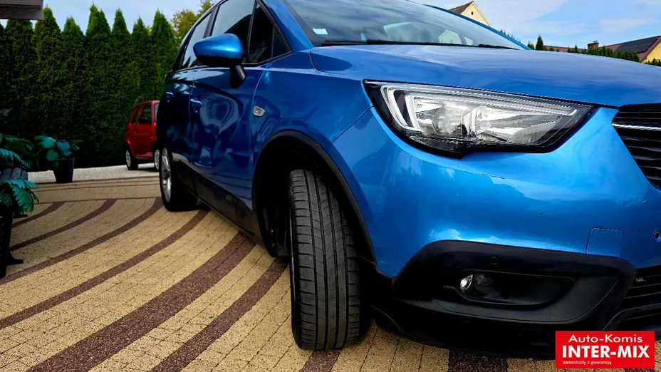 OPEL Crossland X -
