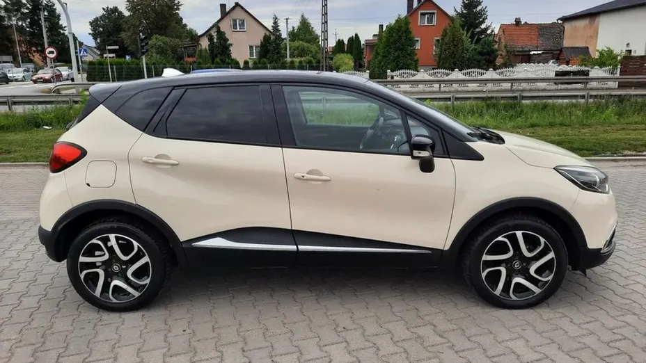 RENAULT Captur -