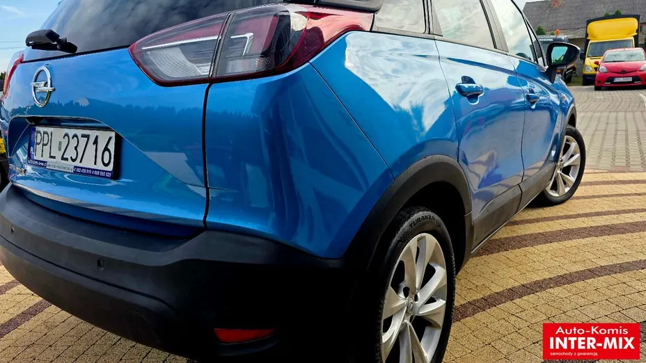 OPEL Crossland X -