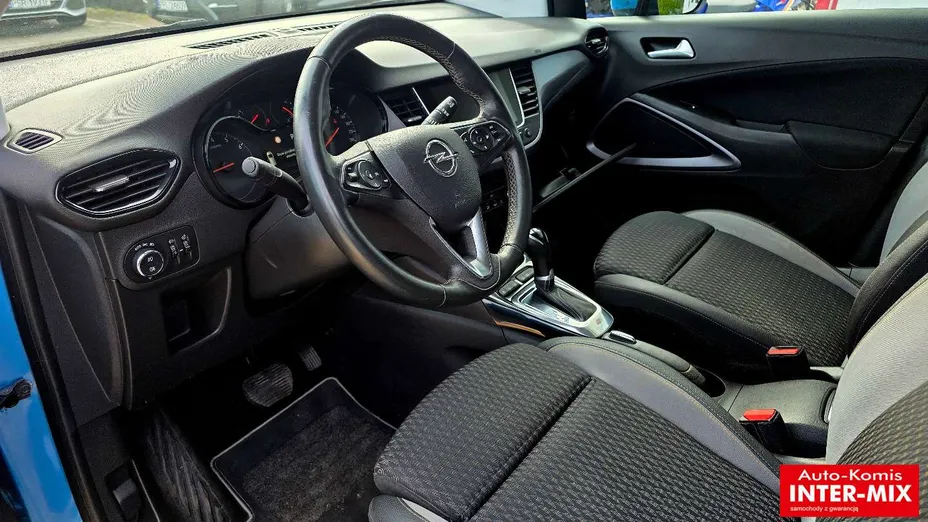 OPEL Crossland X -