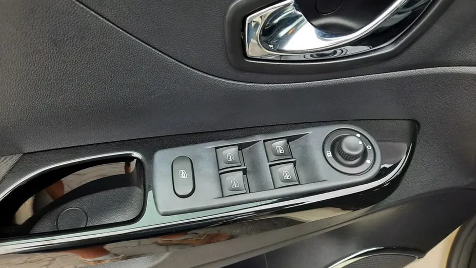 RENAULT Captur -