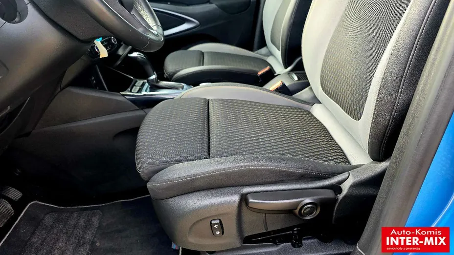 OPEL Crossland X -