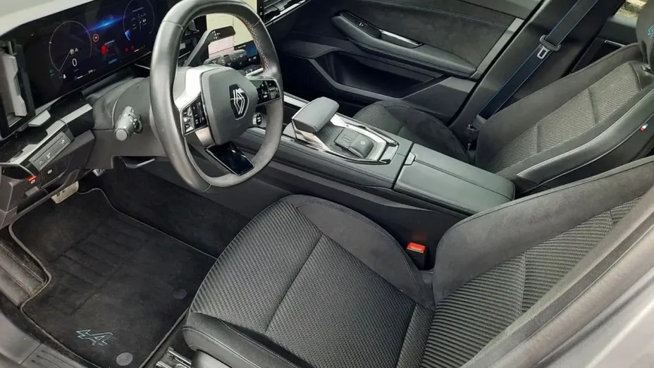 RENAULT Austral -