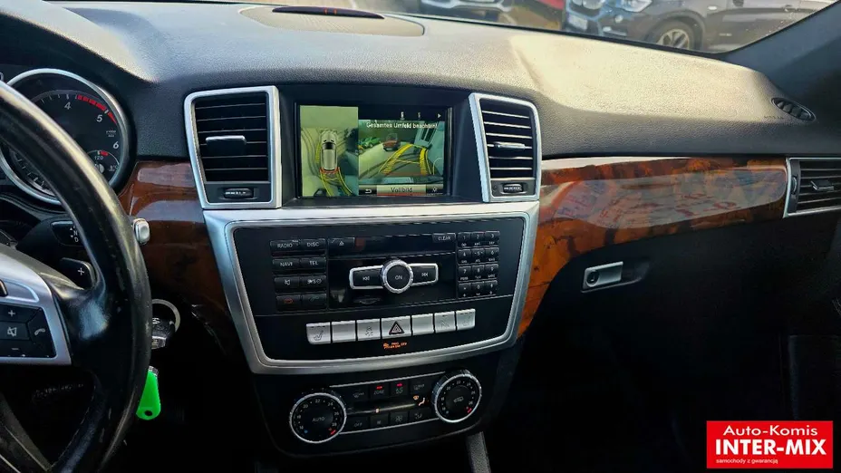 MERCEDES-BENZ ML -