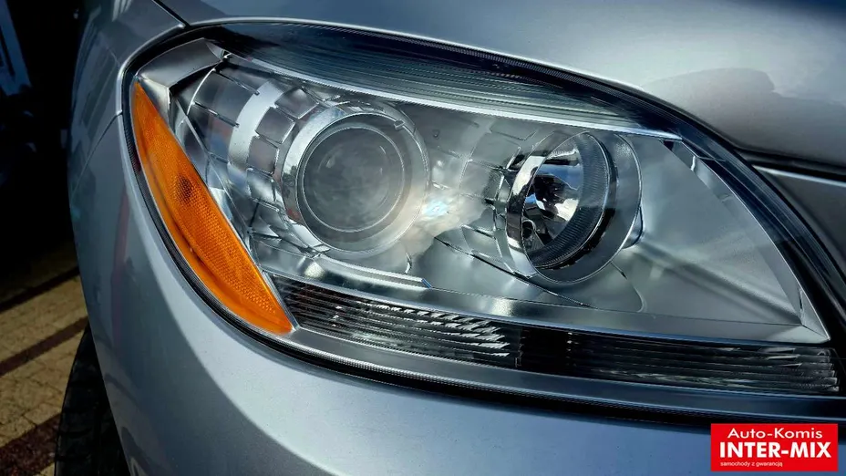 MERCEDES-BENZ ML -