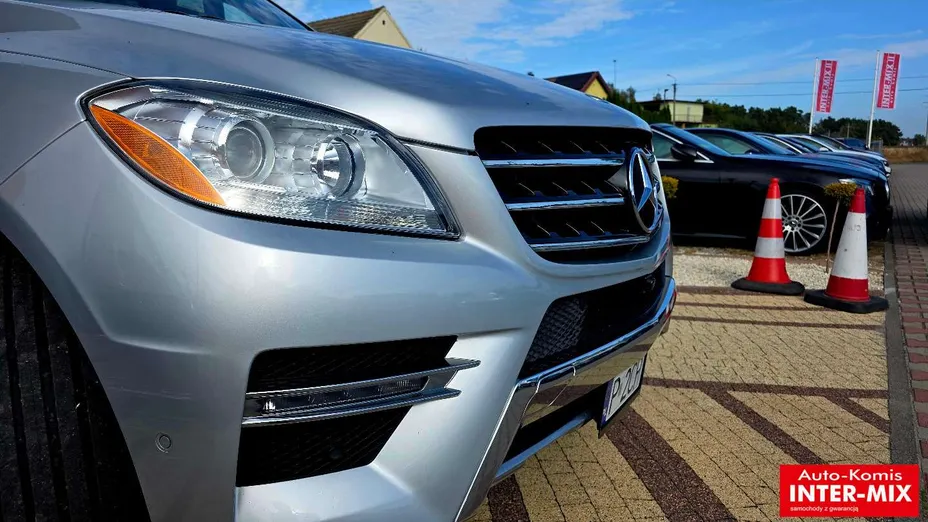 MERCEDES-BENZ ML -