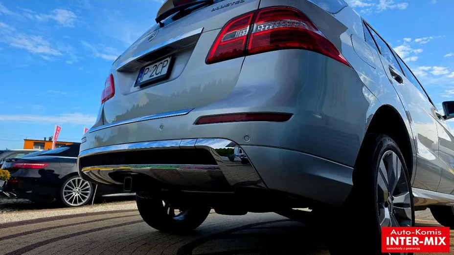 MERCEDES-BENZ ML -