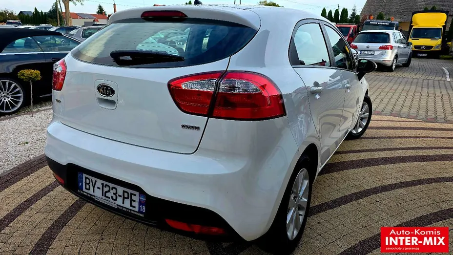 KIA Rio -