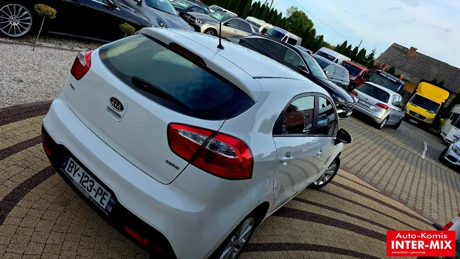 KIA Rio -