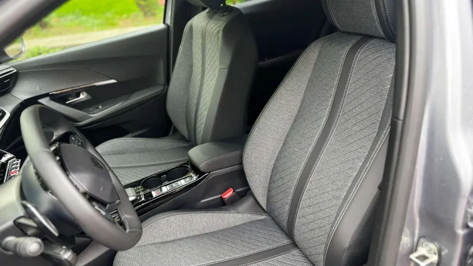 PEUGEOT 2008 -