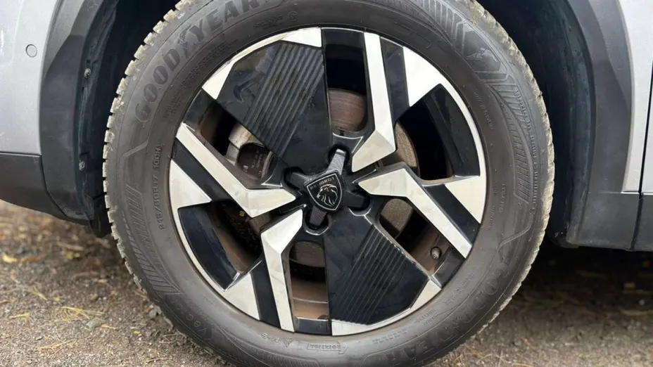 PEUGEOT 2008 -