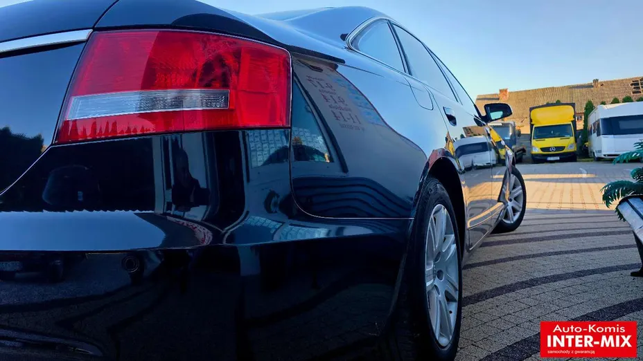 AUDI A6 -