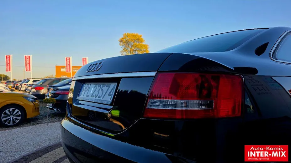 AUDI A6 -