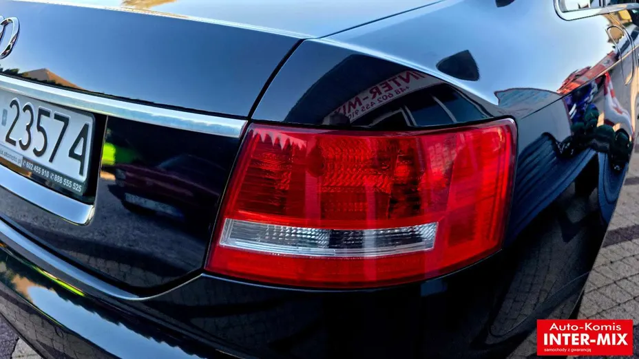 AUDI A6 -