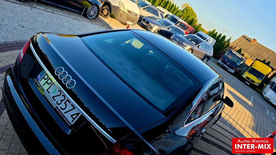 AUDI A6 -