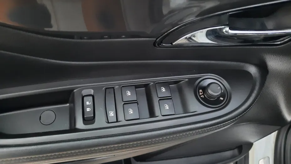 OPEL Mokka -
