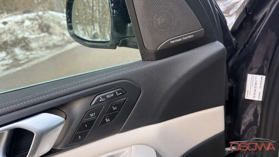 BMW X7 -