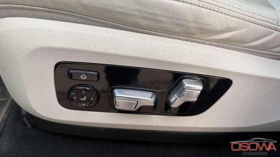 BMW X7 -