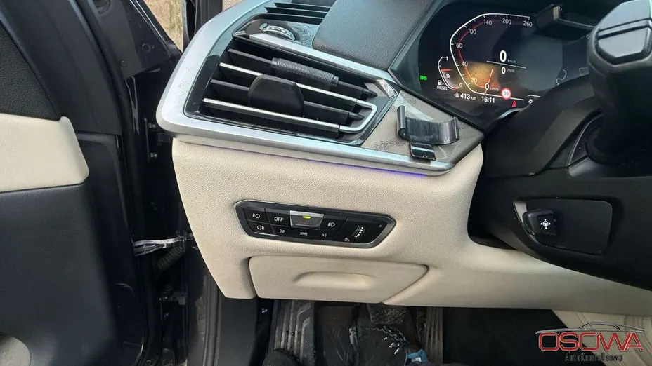BMW X7 -