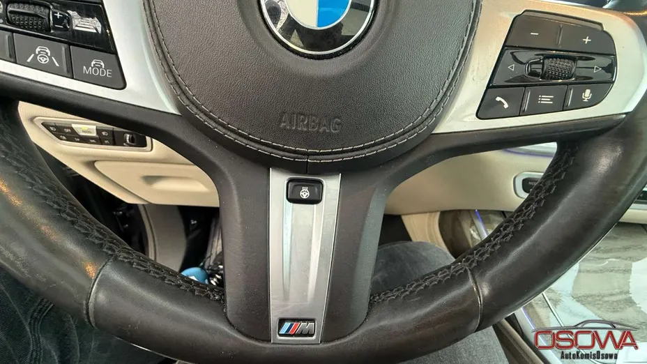 BMW X7 -