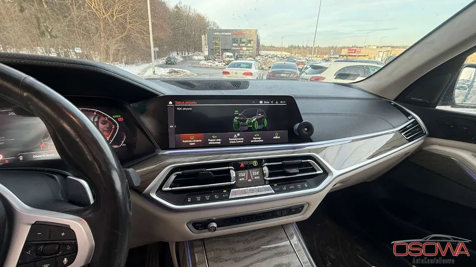 BMW X7 -