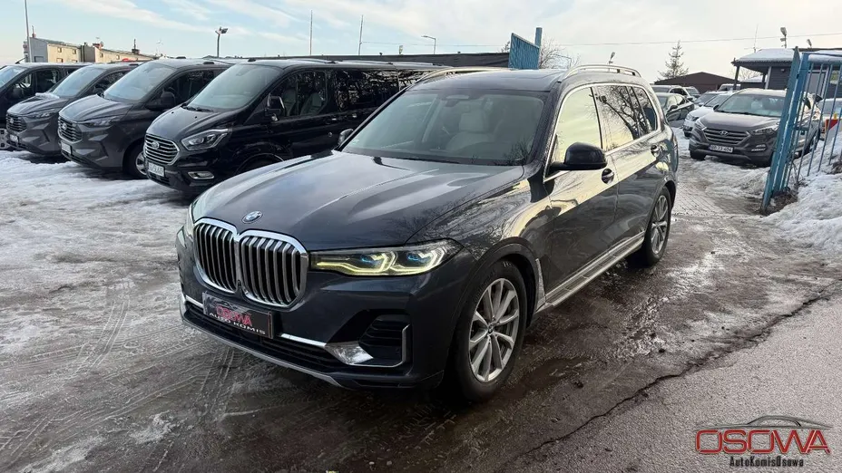 BMW X7 -