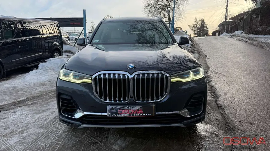 BMW X7 -