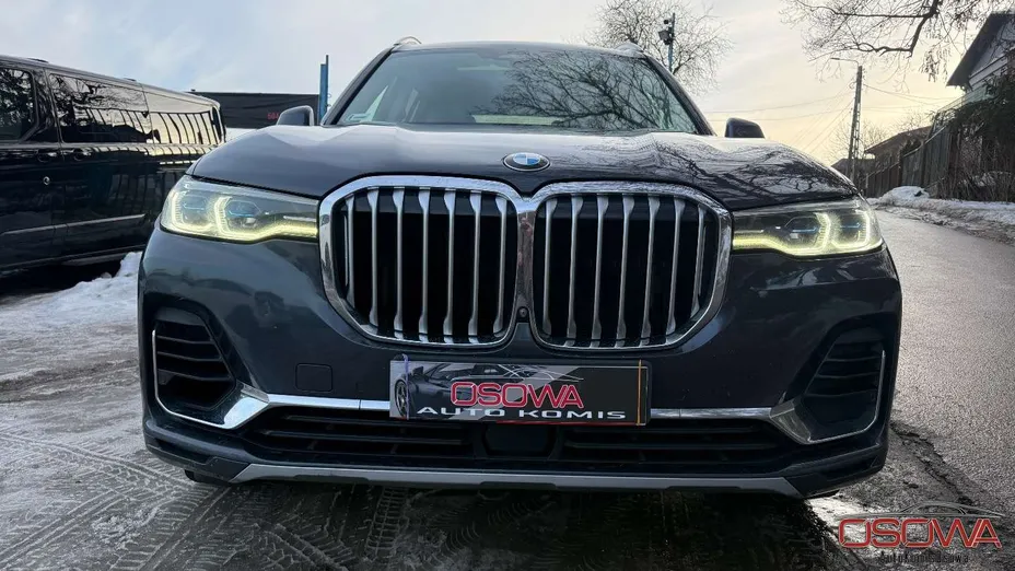 BMW X7 -