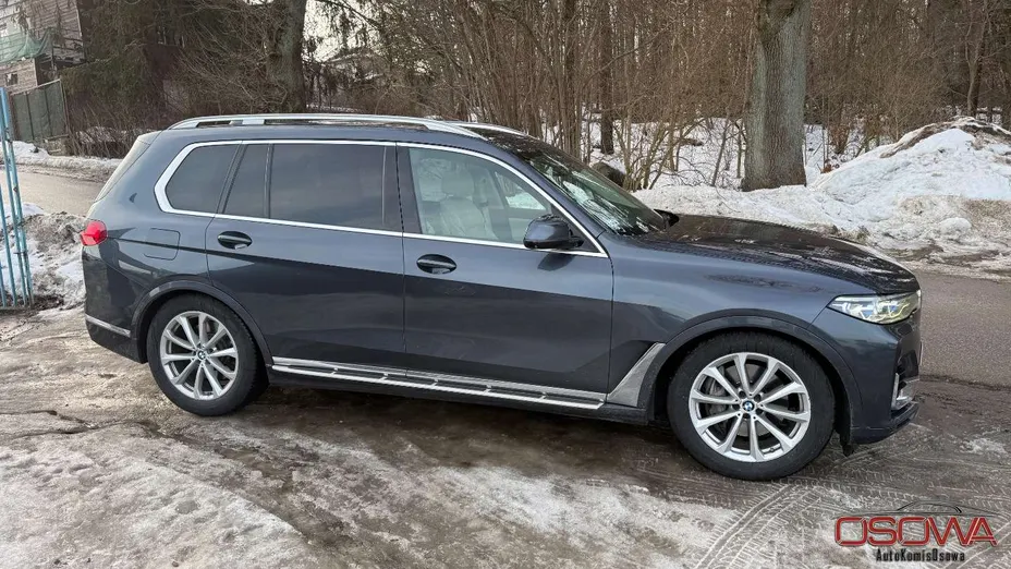 BMW X7 -