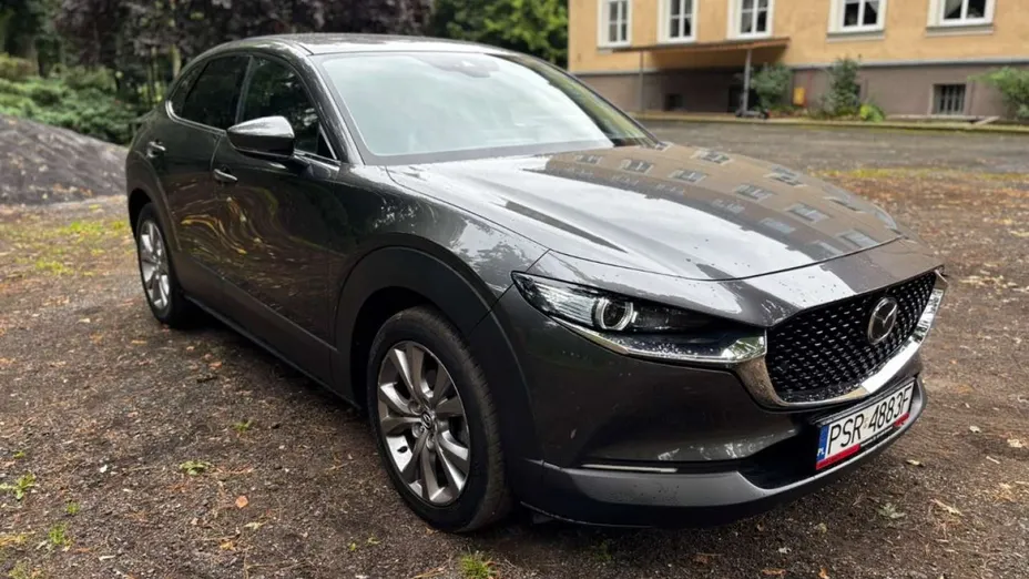 MAZDA CX-30 -