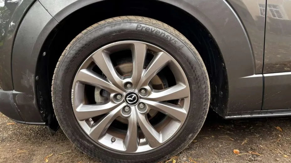 MAZDA CX-30 -