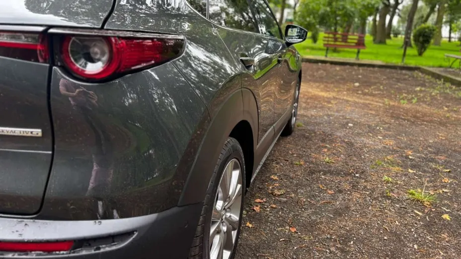 MAZDA CX-30 -