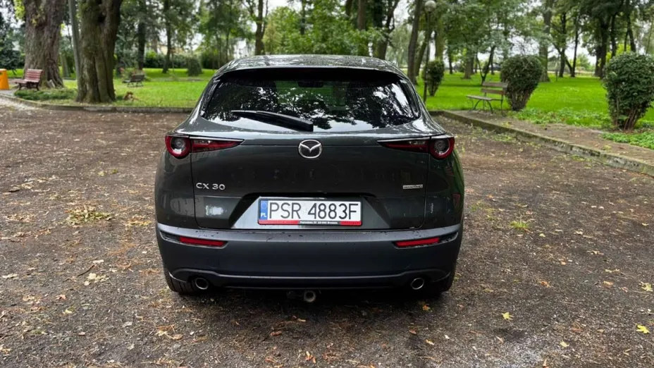 MAZDA CX-30 -