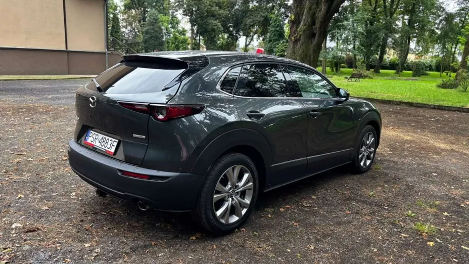 MAZDA CX-30 -