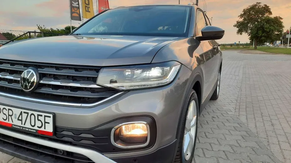 VOLKSWAGEN T-Cross -