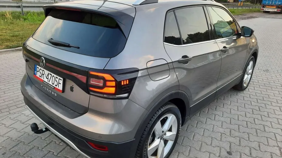 VOLKSWAGEN T-Cross -