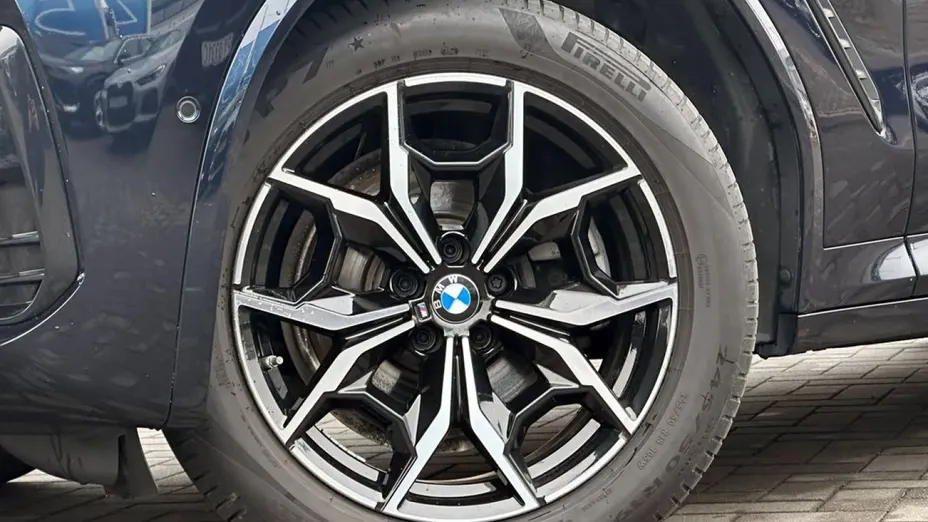 BMW X3 -
