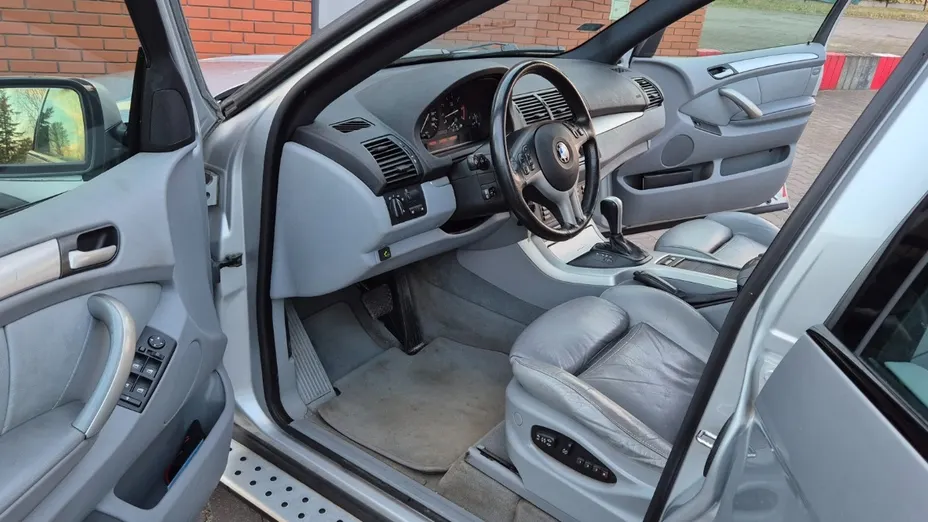 BMW X5 -