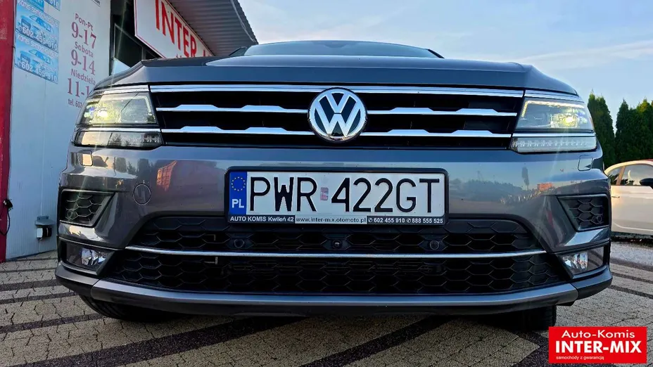 VOLKSWAGEN Tiguan -