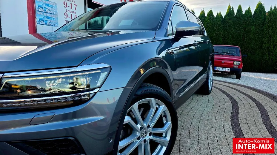 VOLKSWAGEN Tiguan -