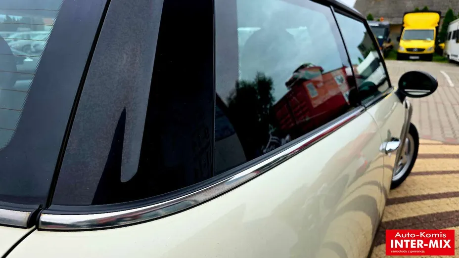 MINI Cooper -