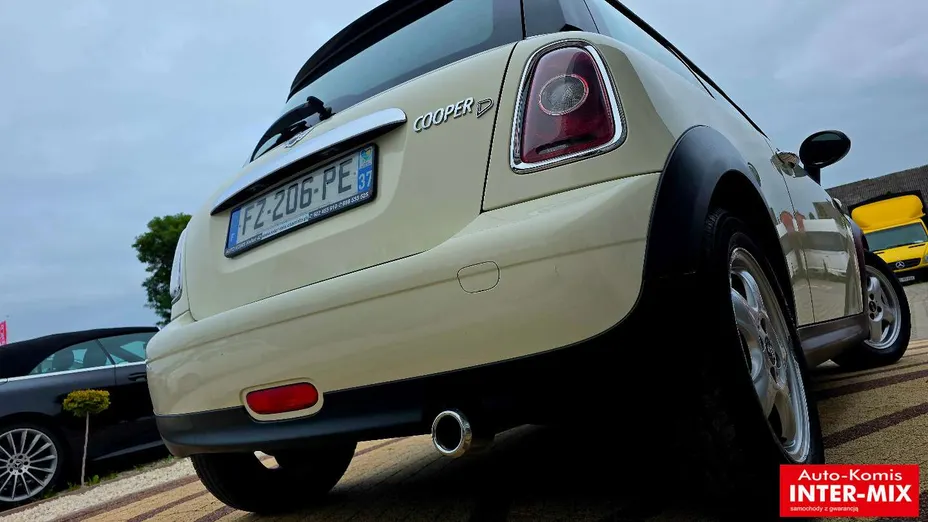 MINI Cooper -