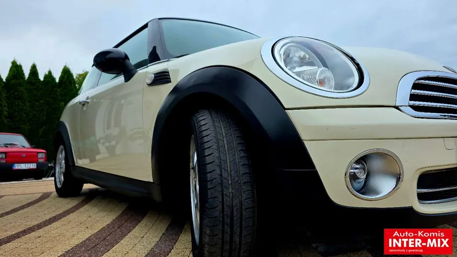 MINI Cooper -