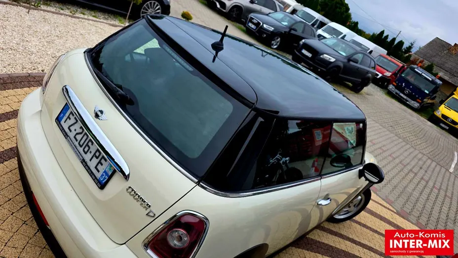 MINI Cooper -