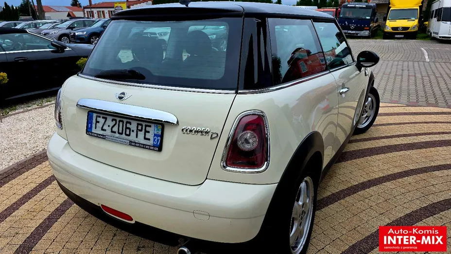 MINI Cooper -