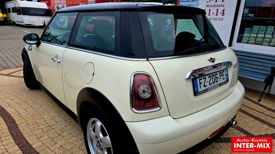 MINI Cooper -