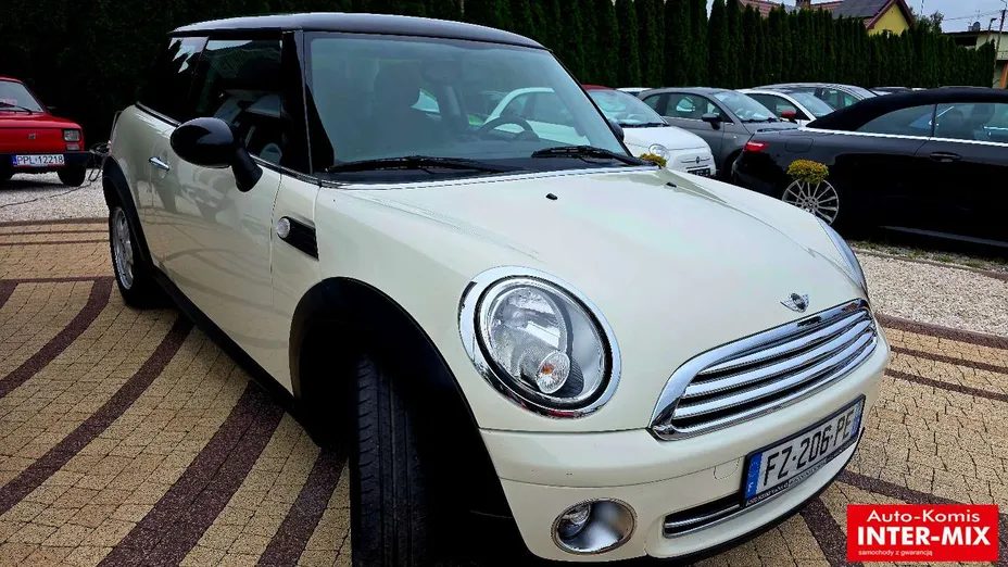 MINI Cooper -