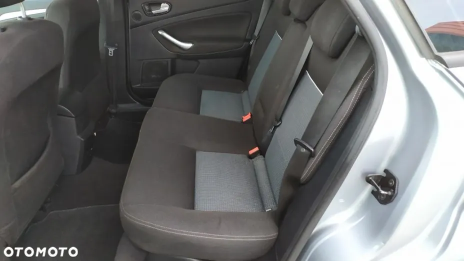 FORD Mondeo -